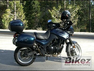 2000 Triumph Tiger photo